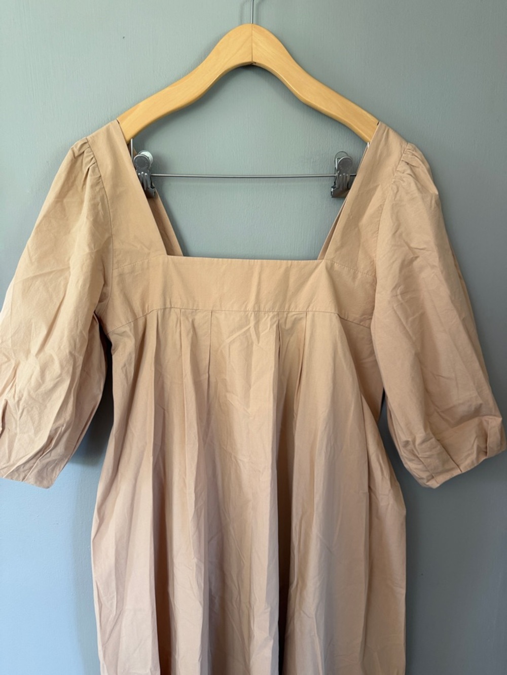 Hunter Bell Neutral Puff Sleeve Waverly Midi Dress Square Neck Resort Size M - Picture 4 of 8